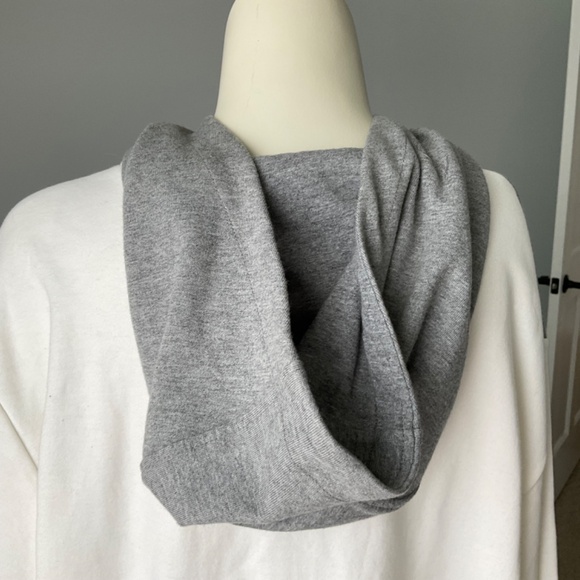 NWT athletic white jacket, large. - Picture 6 of 11